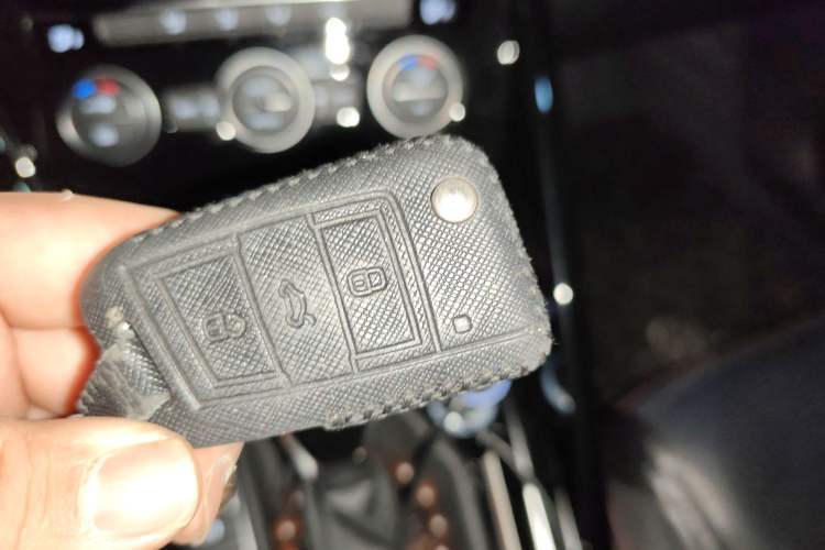 Used Volkswagen Tayron 2019 330TSI Two-Wheel Drive Luxury Model China VI Standard