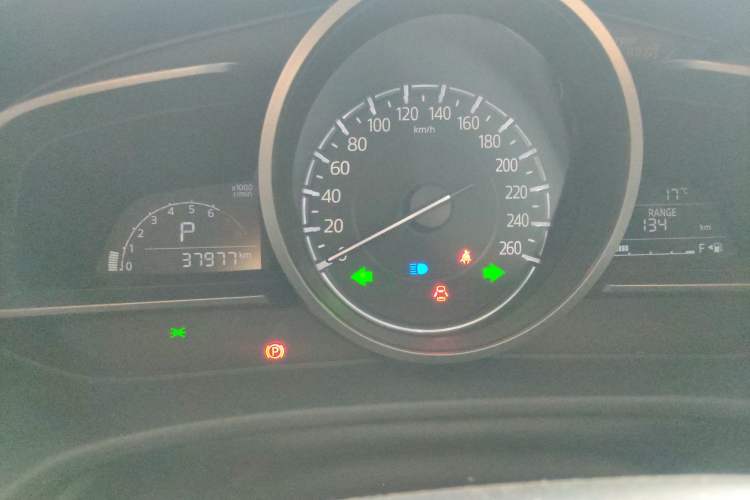 Used Mazda CX-4 2018 2.0L Automatic Two-Wheel Drive Blue Sky Dynamic Version China V Standard
