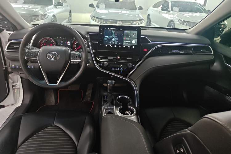 Used Toyota Camry 2023 2.0S Knight Edition