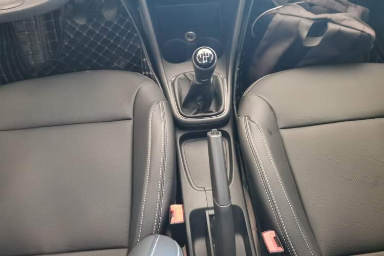 Used Volkswagen Polo 2014 1.4L Manual Fashion Edition
