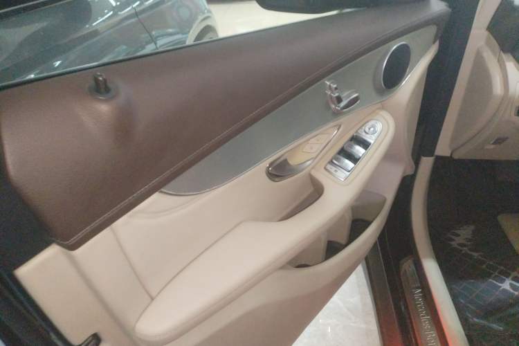 Used Mercedes-Benz GLC 2017 GLC 200 4MATIC
