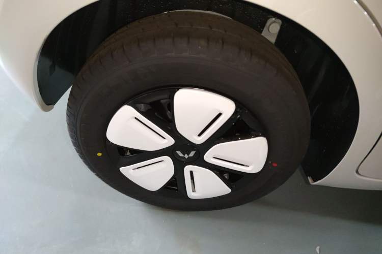 Used Wuling Hongguang MINIEV 2025 Four-Door Version Advanced Edition