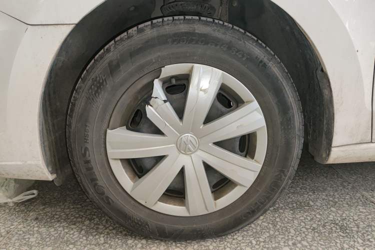 Used Volkswagen Jetta 2017 1.5L Manual Fashion Edition