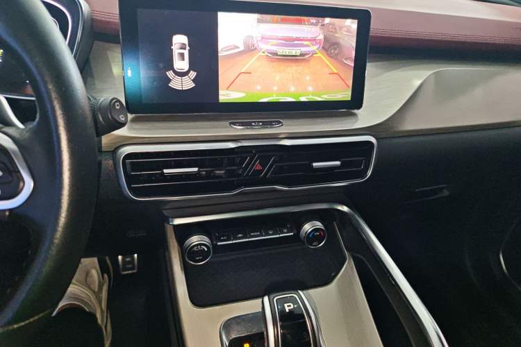 Used Geely Auto Coolray 2019 Sport Model 260T DCT Patrol China V Standard
