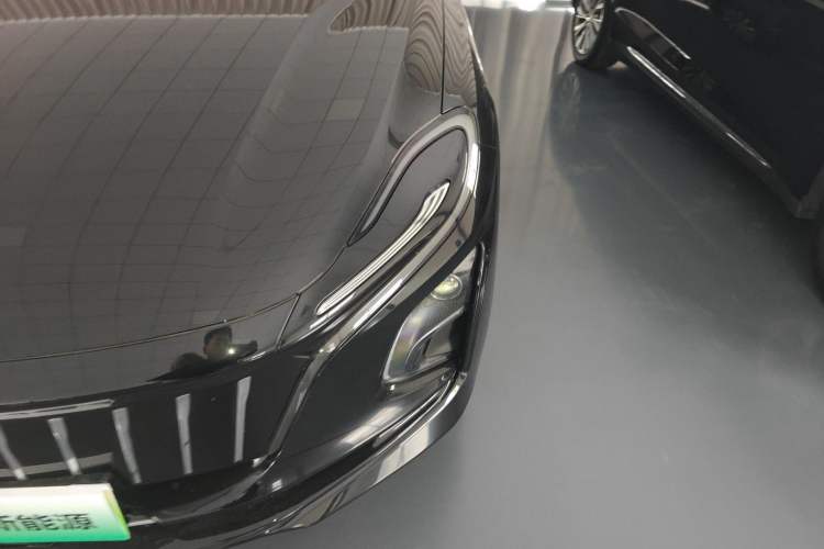 Used Hongqi E-QM5 2024 560km PLUS