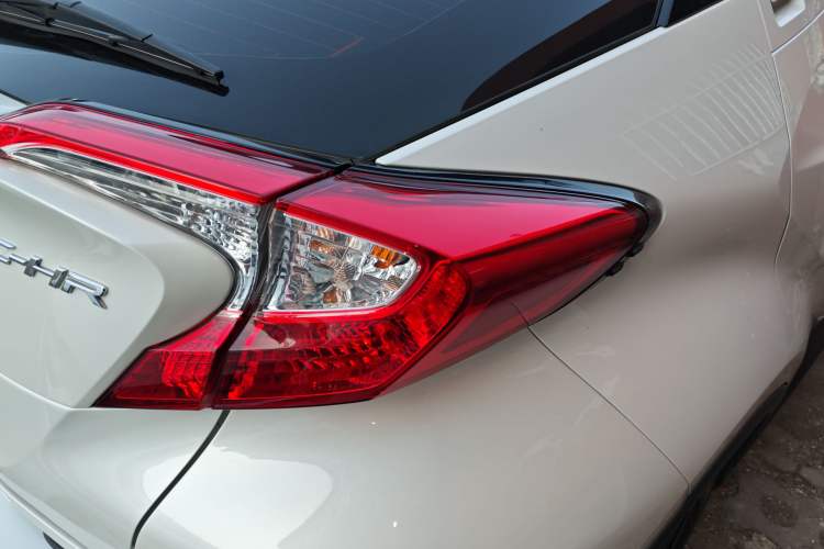 Used Toyota C-HR 2020 2.0L Leading Edition
