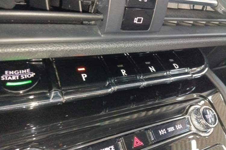 Used Lincoln Corsair 2021 2.0T Two-Wheel Drive Deluxe Edition
