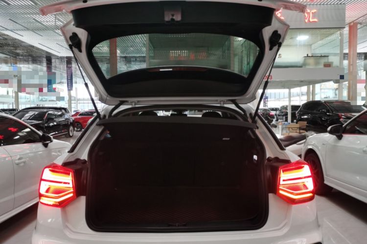 Used Audi Q2L 2022 35 TFSI Progressive Dynamic Edition
