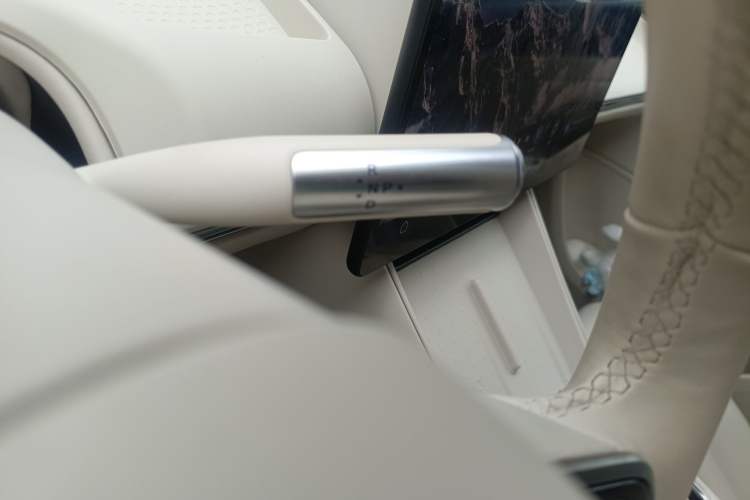 Used Hima Luxeed R7 2024 All-Electric 667 km Max
