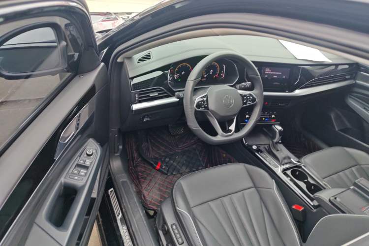 Used Volkswagen Passat 2024 380TSI Starry Dragon Edition
