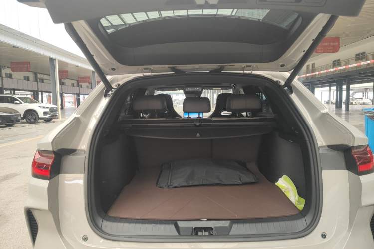 Used BYD Song PLUS New Energy 2025 EV 520km Premium Version