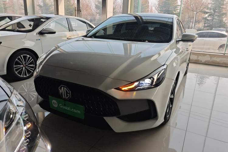 Used MG 5 2023 180 DVVT CVT Luxury Edition
