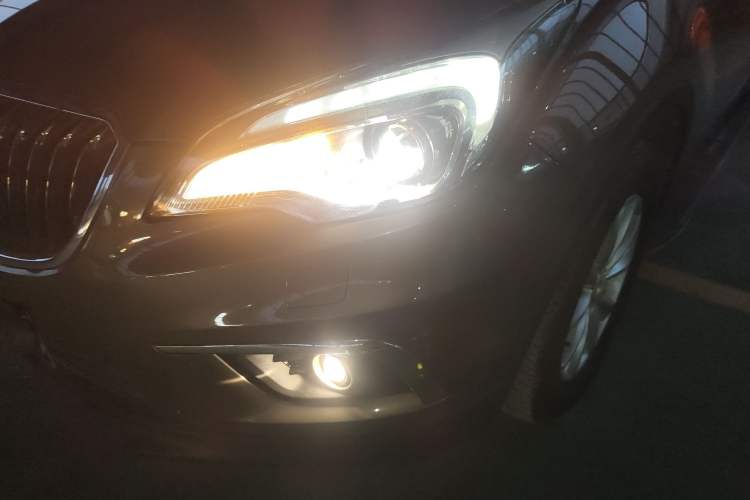 Used Buick Envision 2017 28T Four-Wheel Drive Elite Model