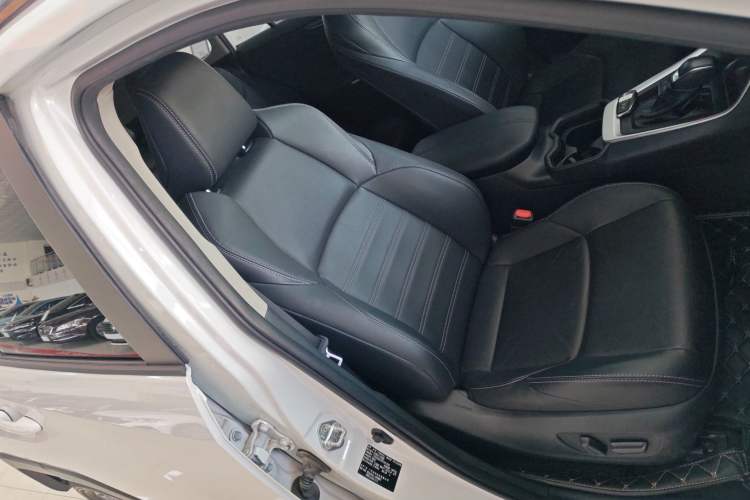 Used Toyota Wildlander 2023 2.0L CVT Four-Wheel Drive Luxury PLUS Edition