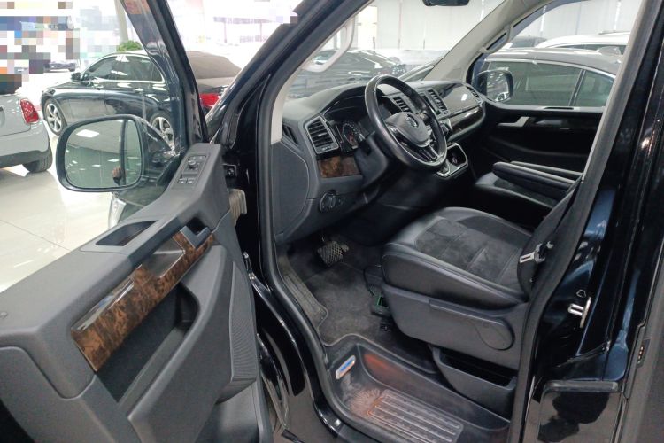 Used Volkswagen Multivan 2018 2.0 TSI Two-Wheel-Drive Luxury Edition 7 Seats
