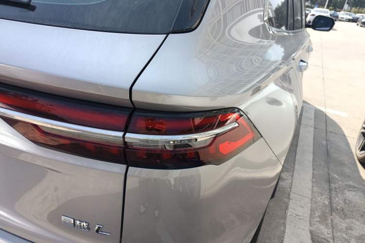 Used Geely Auto Monjaro L 2021 2.0TD DCT EVO Two-Wheel Drive Prestige Version
