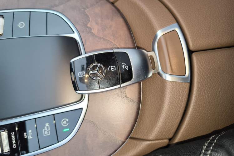 Used Mercedes-Benz E-Class 2019 E 200 L
