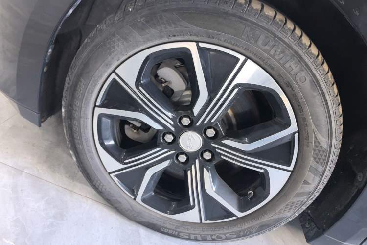 Used Hongqi E-QM5 2023 Base Travel Edition
