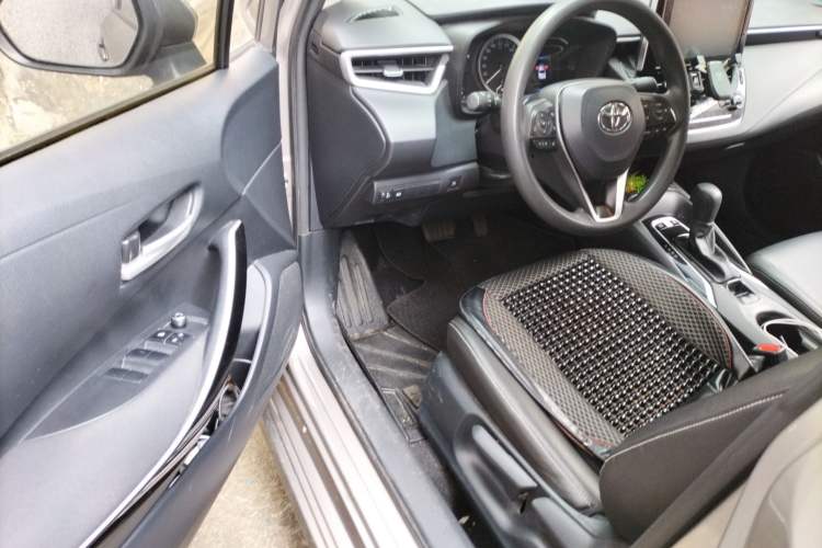 Used Toyota Corolla 2021 Dual-Motor 1.8L E-CVT Elite Edition
