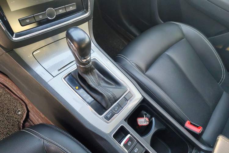 Used Roewe RX5 2020 20T Automatic 4G Connect Superior Flagship Edition
