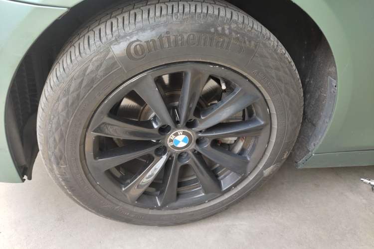 Used BMW 5 Series 2017 520Li Elegant Edition
