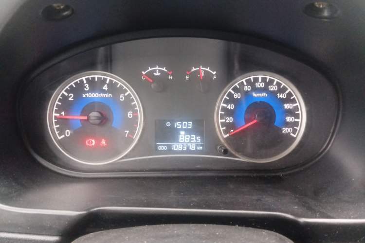 Used Dongfeng Fengon 330 2014 1.5L Manual Utility Version DK15
