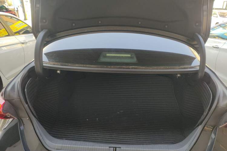 Used Toyota Avalon 2021 2.5L Luxury Edition