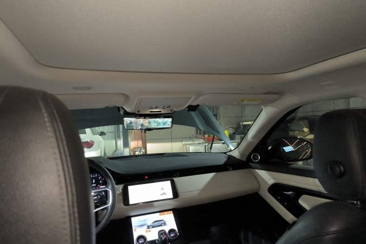 Used Land Rover Range Rover Evoque 2021 Range Rover Velar L 249PS R-Dynamic First Edition
