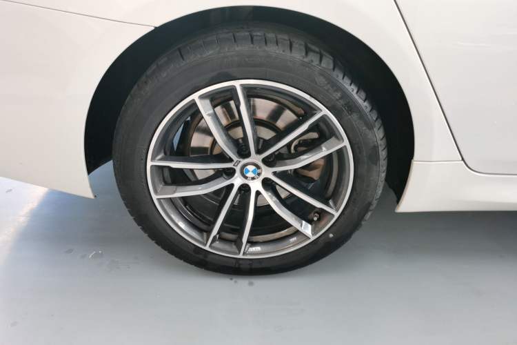 Used BMW 5 Series 2022 Second Facelift 525Li M Sport Package
