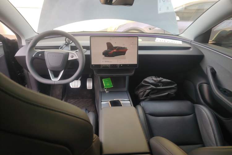 Used Tesla Model 3 2025 Rear-Wheel-Drive Version