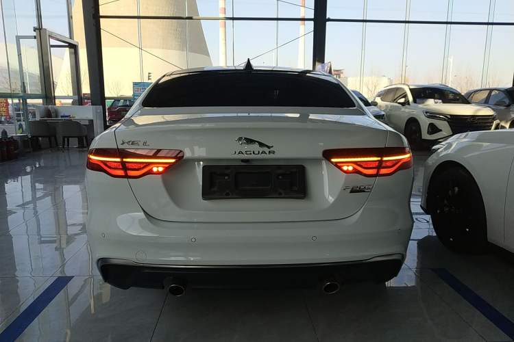 Used Jaguar XEL 2020 2.0T 200 PS S Advanced Elegance Edition