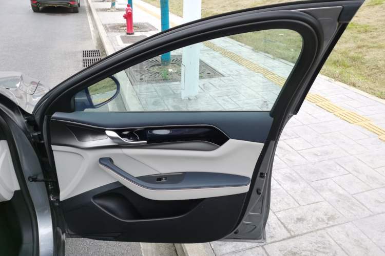 Used BYD Qin PLUS 2021 DM-i 55KM Flagship Model
