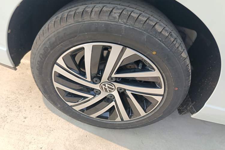 Used Volkswagen Lavida 2023 300TSI DSG Starry Full-Comfort Edition