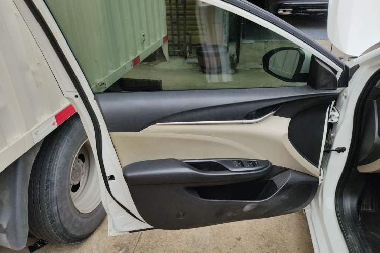 Used Buick GT 2019 15T Dual-Clutch Connected Elite Model China VI
