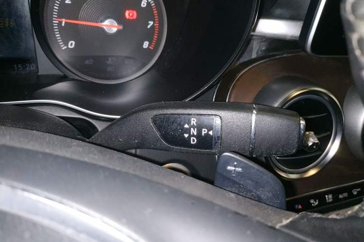 Used Mercedes-Benz GLC 2016 GLC 300 4MATIC Dynamic Model
