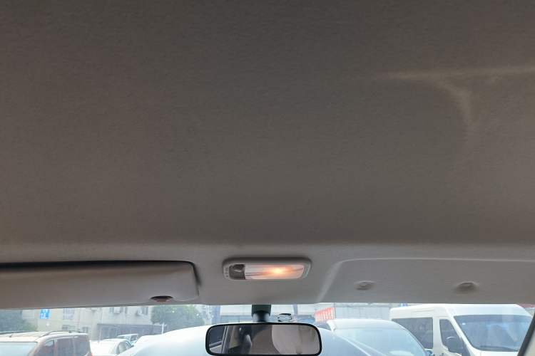 Used FORTHING Lingzhi 2024 M5L 1.5T Manual Base Model 7 Seats
