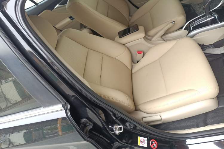 Used Honda Crider 2016 1.8L CVT Luxury Edition