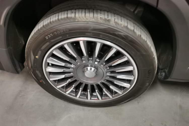 Used Geely Auto Haoyue L 2025 2.0T DCT Luxury Edition