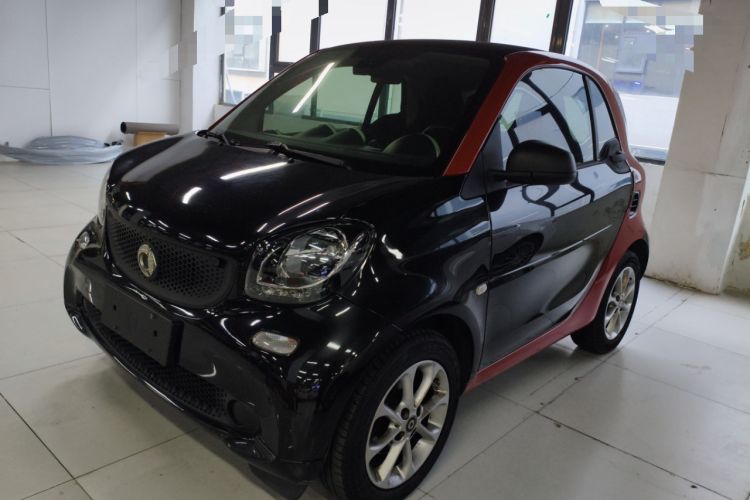 Used  fortwo 2018 1.0L 52kW Hardtop Dynamic Version China V
