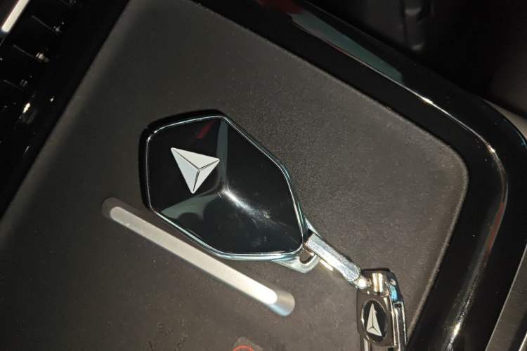 Used  S05 2024 510 Plus Pure Electric Version
