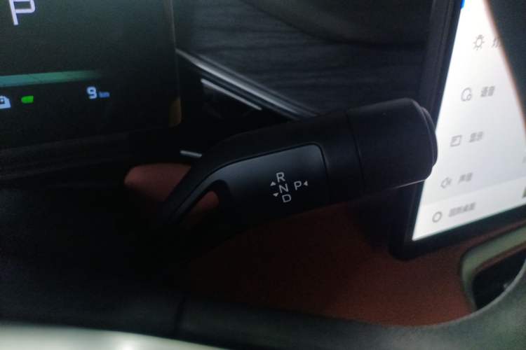 Used  L6 2025 EM-i 140km Long-Range Version
