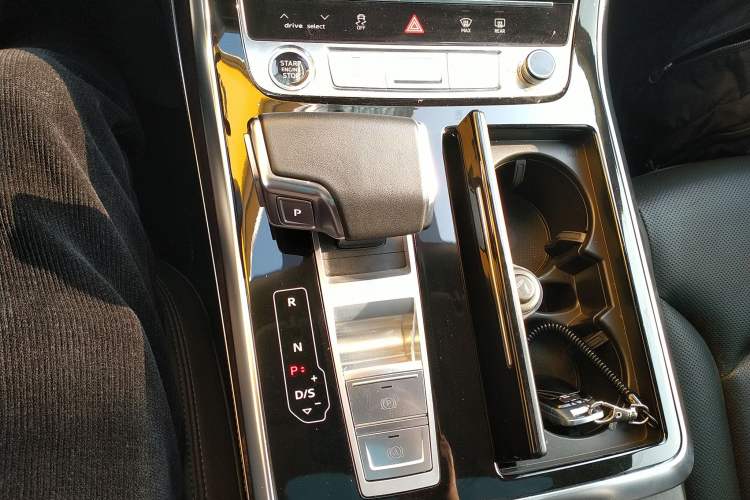 Used Audi Q8 2023 55 TFSI Luxury Dynamic Edition
