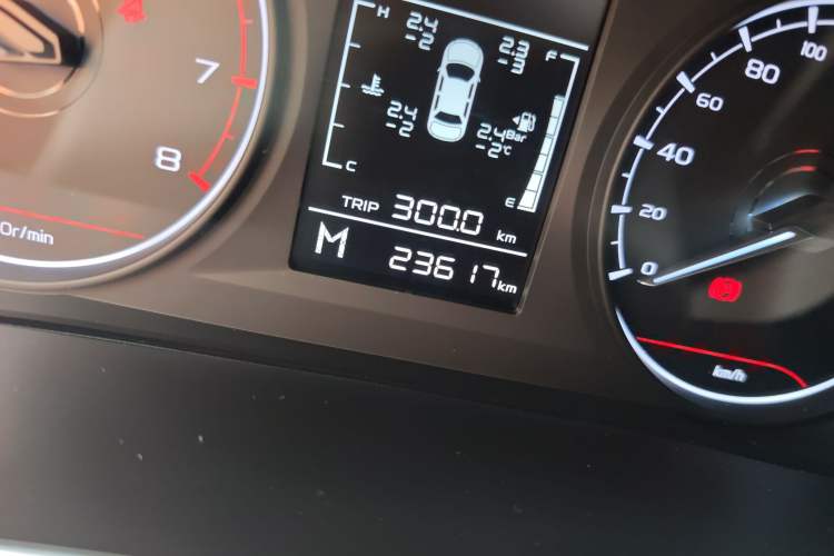 Used Geely Auto Coolray 2023 1.4T Manual Gold Edition