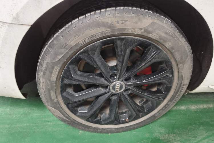 Used Audi A4L 2019 40 TFSI Ambition China VI