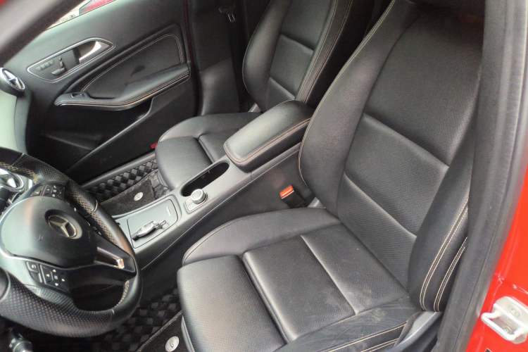 Used Mercedes-Benz GLA 2016 GLA 220 4MATIC Luxury Model
