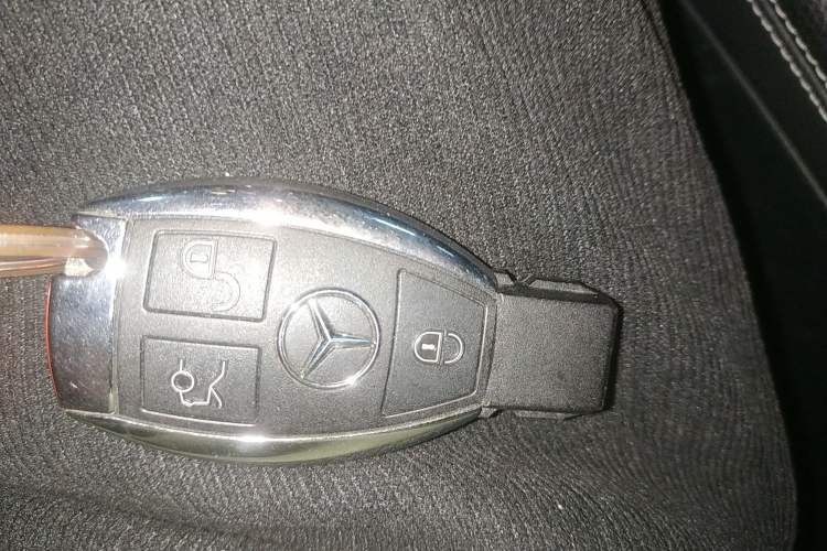 Used Mercedes-Benz GLC 2019 Facelift GLC 260 L 4MATIC Luxury Model
