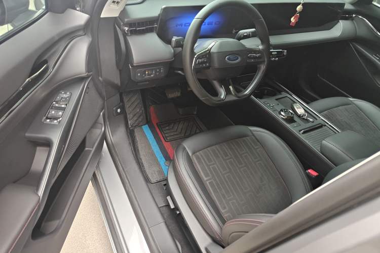 Used Ford Mondeo 2023 EcoBoost 180 Luxury Model
