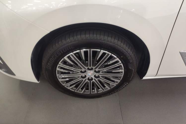 Used Buick GL8 New Energy 2024 Lu Zun Deluxe Edition 7-Seater
