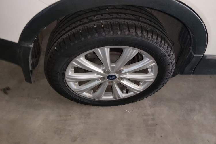 Used Ford Kuga 2017 EcoBoost 180 Two-Wheel-Drive Luxury Wing Edition
