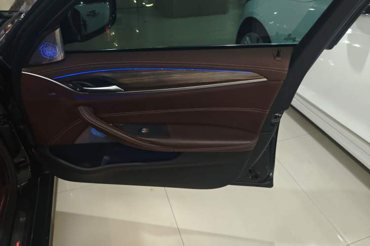 Used BMW 5 Series 2020 530Li Leading Edition Luxury Package
